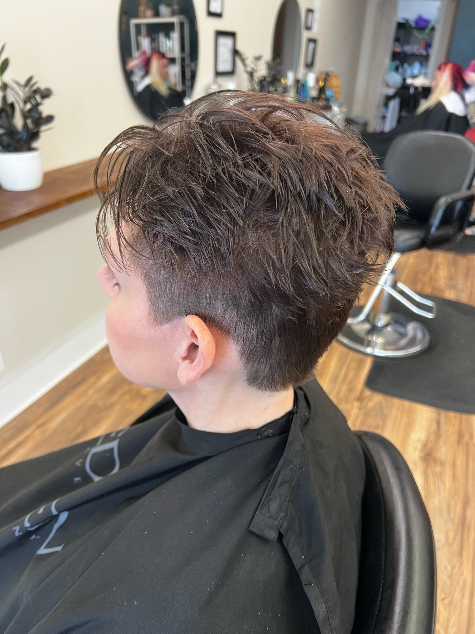 Women’s Haircut by Courtney Phelps Hair in Fayetteville,TN